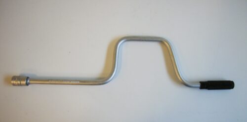Hand Crank w. 13mm. Socket (Tool)