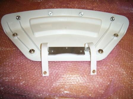 Hatch F/ Radome SAILOR 800 VSAT