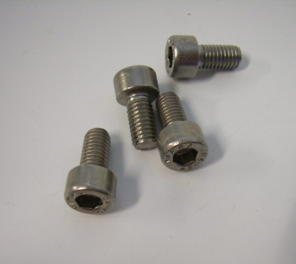 ISM3 Screw Kit SAILOR VSAT 6xx